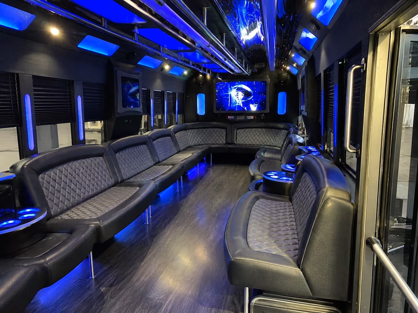 sarasota 28 passenger party bus interior
